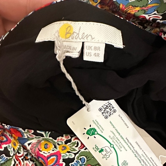 NWT Boden Floral silky V-Neck MIDI Tea Dresses (size 6, size 4) Carnation Garden - Picture 10 of 14